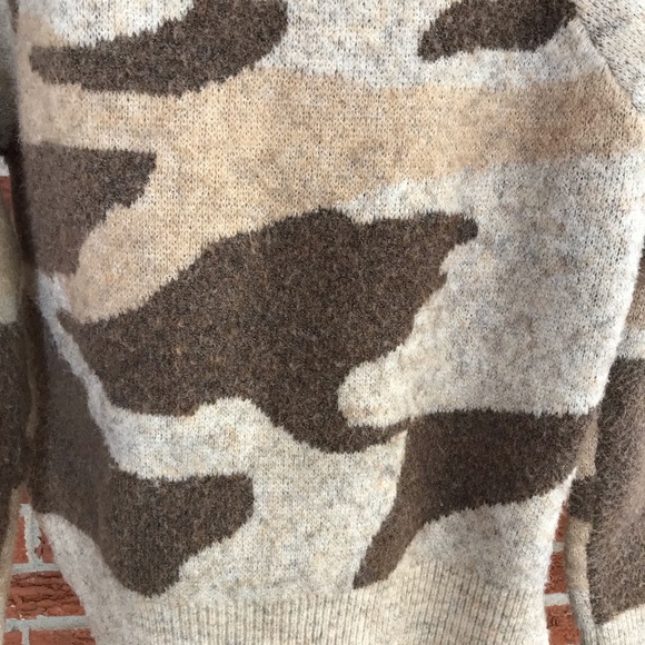 Anthropologie Moth Brown Tan Camo Pullover Sweater Size Small - Picture 9 of 12